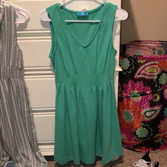 Francescas dress - Picture 2 of 5